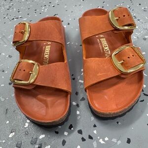 Size 7 Women’s Birkenstocks